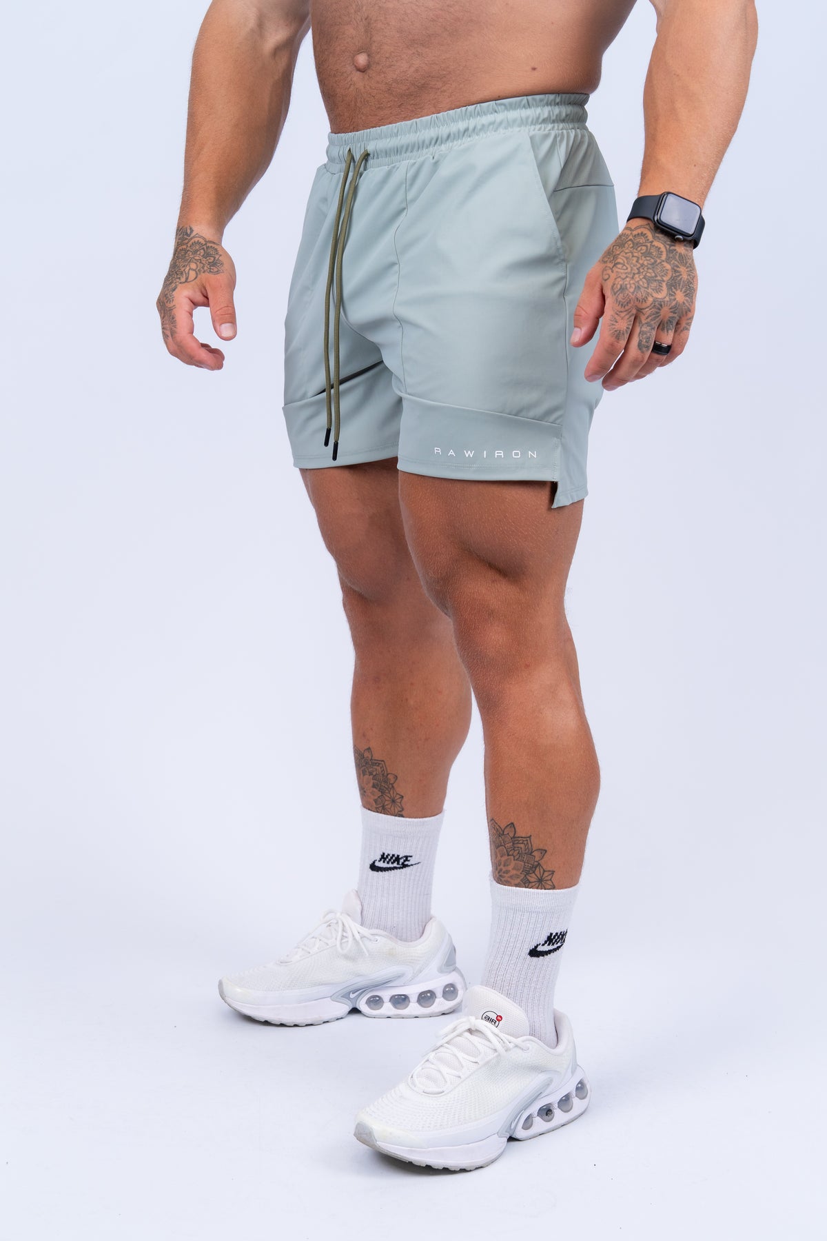 Training 5.5" Shorts Light Green