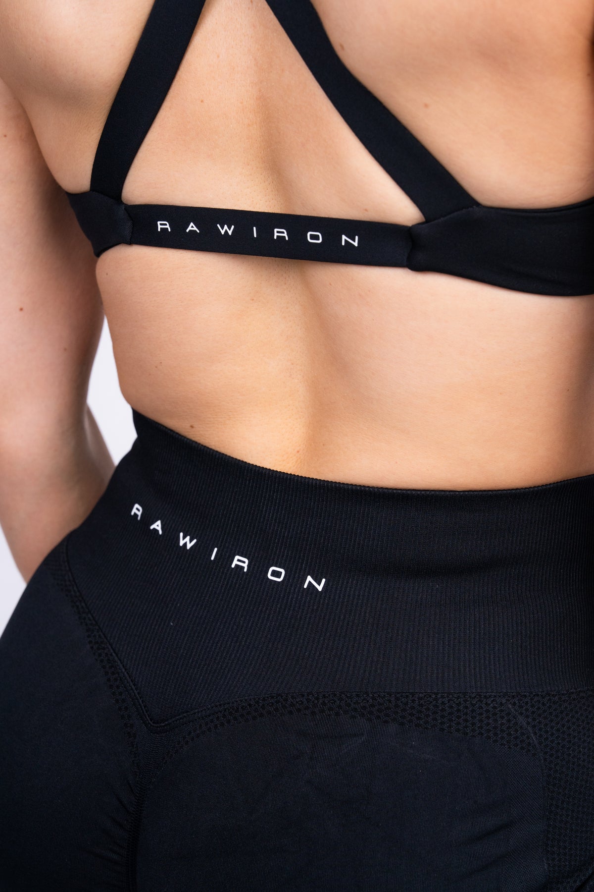 Plunge Sports Bra Black